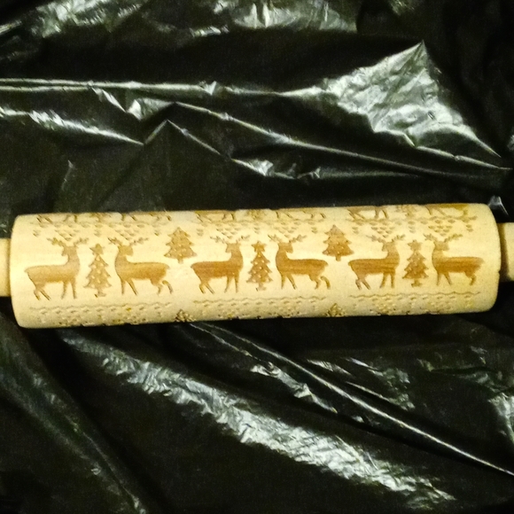 Source Unknown Other - 🆕 Christmas cookie stamp roller designed w/ reindeers, trees & snow **SEE PICS*